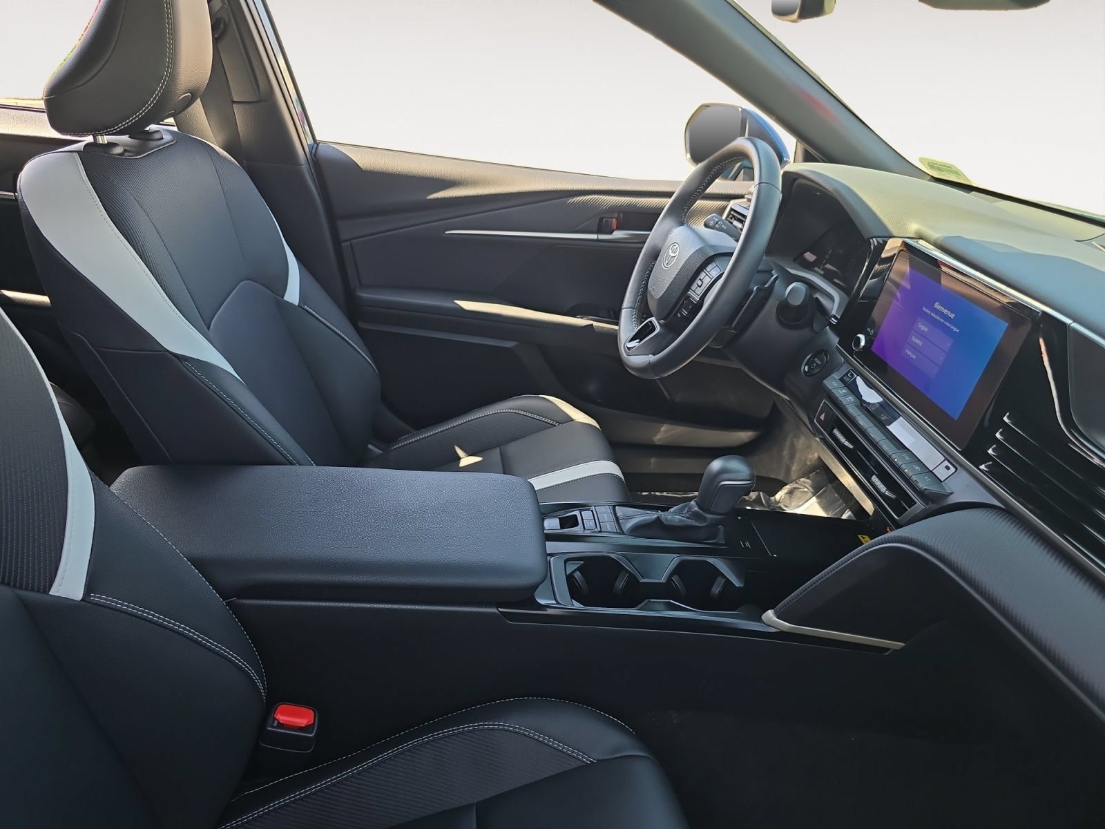 Certified 2025 Toyota Camry SE w/ Convenience Package FWD image 15