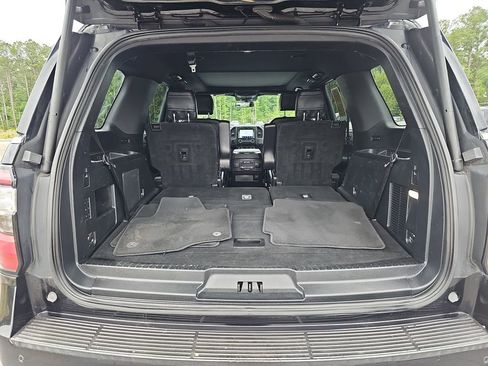 Used 2020 Ford Expedition Limited AWD/4WD image 18