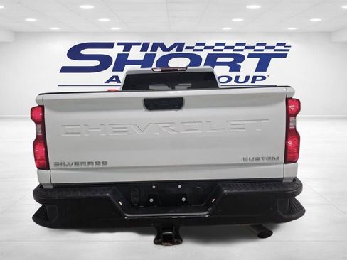 Used 2025 Chevrolet Silverado 2500 Custom w/ Custom Value Package image 5