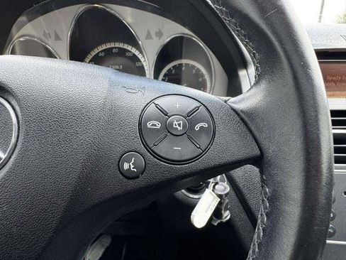 Used 2011 Mercedes-Benz C 300 Sedan image 24