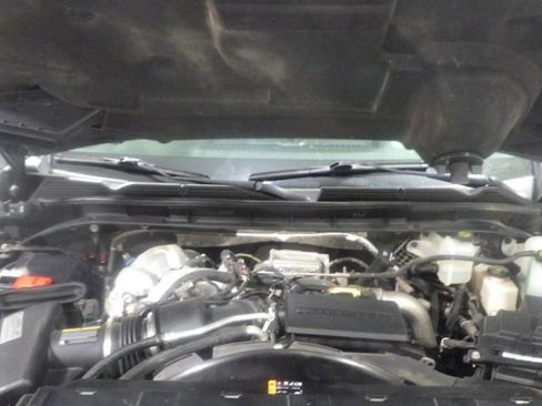 Used 2022 GMC Sierra 2500 Denali w/ Denali Black Diamond Edition AWD/4WD image 10