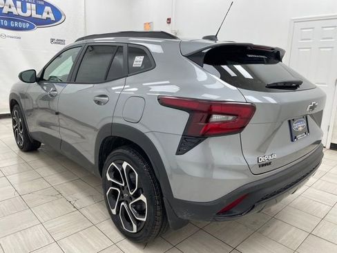 New 2026 Chevrolet Trax RS w/ Sunroof Package image 19