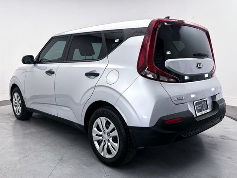 Used 2020 Kia Soul LX FWD image 8