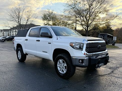 Used 2018 Toyota Tundra SR5 image 7