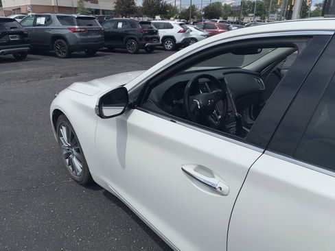 Used 2023 INFINITI Q50 Luxe AWD/4WD image 9