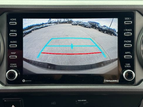 Used 2020 Toyota Tacoma TRD Sport image 24