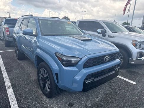 Used 2025 Toyota 4Runner TRD Sport Premium AWD/4WD image 6