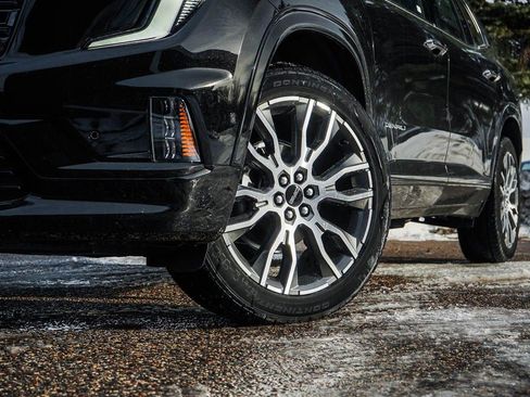 New 2026 GMC Acadia Denali Ultimate w/ LPO, Floor Liner Package image 6