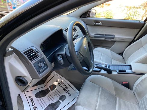 Used 2009 Volvo S40 2.4i image 28