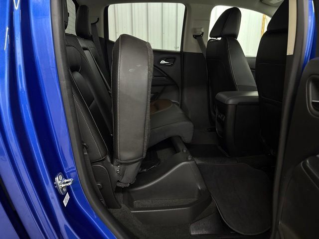 Used 2018 Chevrolet Colorado Z71 AWD/4WD image 13