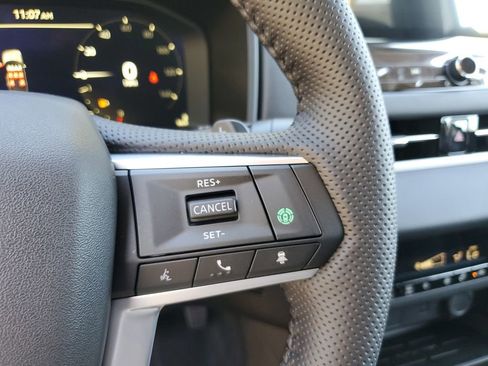 New 2026 Mitsubishi Outlander LE FWD image 18