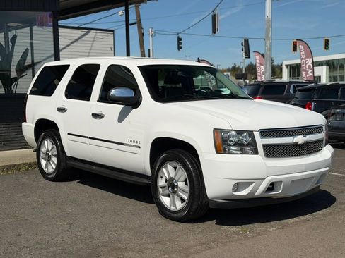 Used 2013 Chevrolet Tahoe LTZ image 3