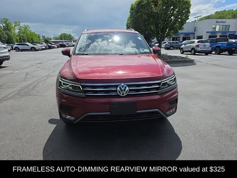 Used 2019 Volkswagen Tiguan SEL Premium AWD/4WD image 2