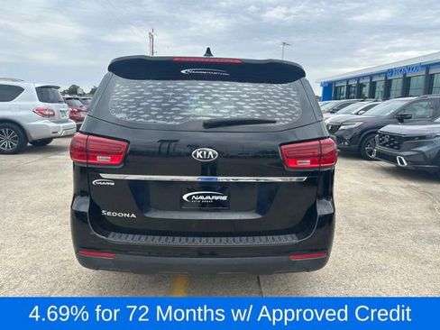 Used 2019 Kia Sedona L image 6