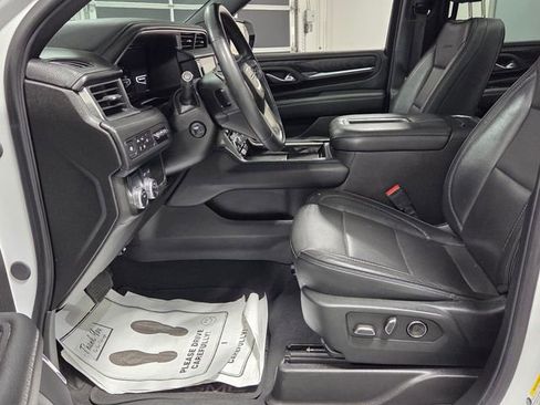 Used 2024 GMC Yukon XL Denali RWD image 5