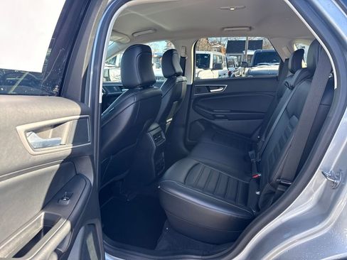 Used 2024 Ford Edge SEL w/ Convenience Package image 14