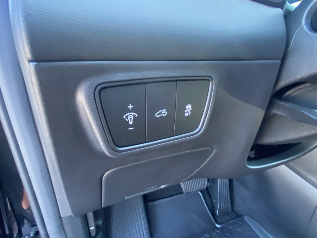 Used 2024 Hyundai Santa Cruz SEL FWD image 12