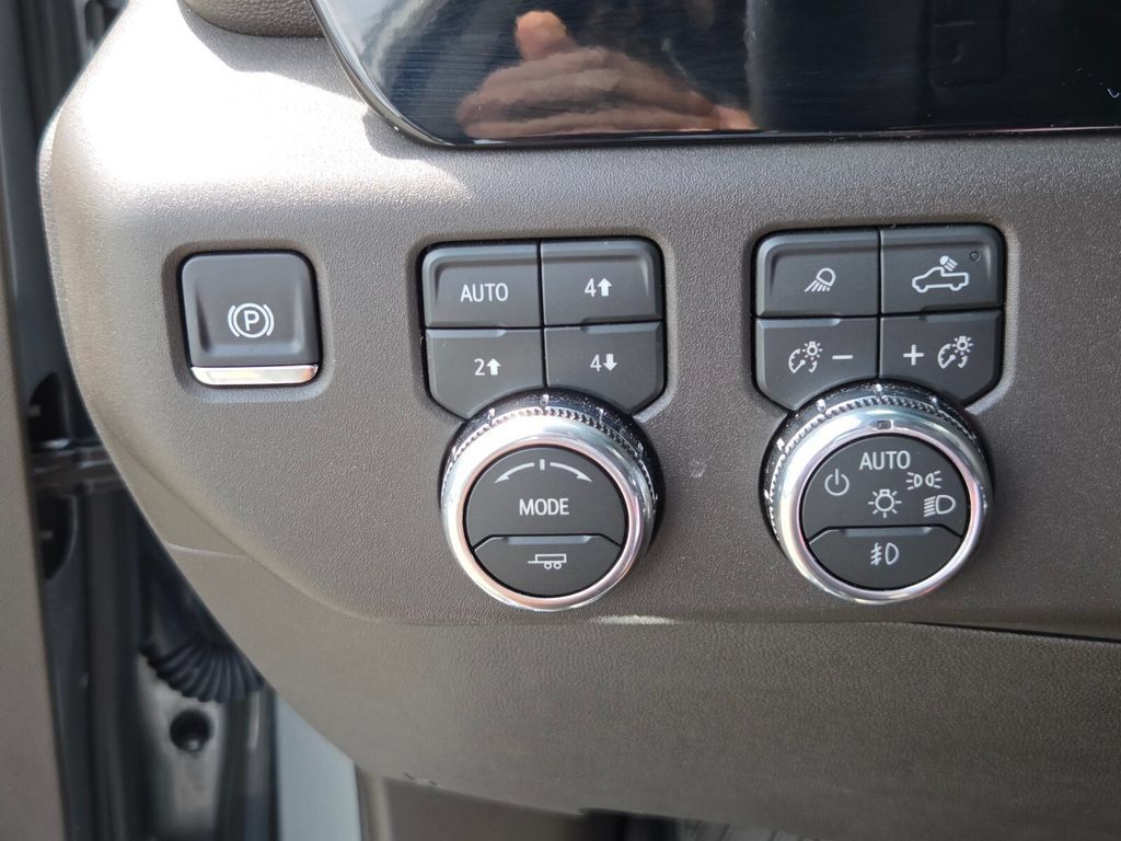 Certified 2026 GMC Sierra 1500 SLT w/ SLT Premium Plus Package AWD/4WD image 26