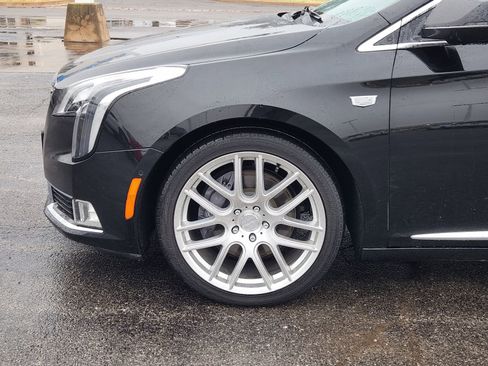 Used 2018 Cadillac XTS Premium Luxury image 9