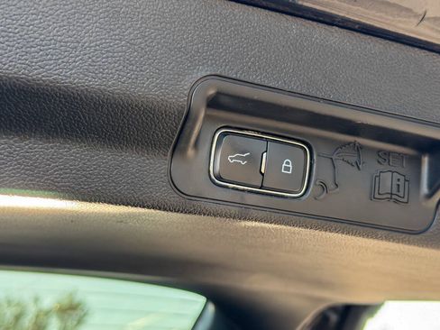 Used 2024 Ford Explorer ST w/ Equipment Group 401A AWD/4WD image 19