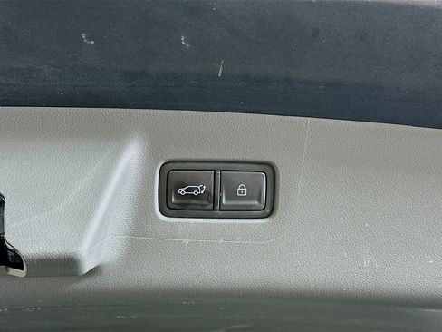 Used 2025 Hyundai Santa Fe SEL FWD image 30