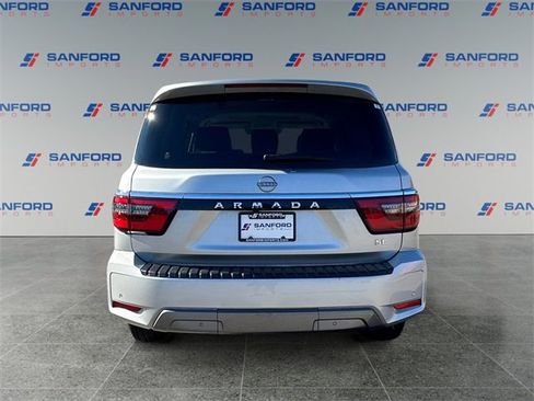 Used 2022 Nissan Armada SL image 4