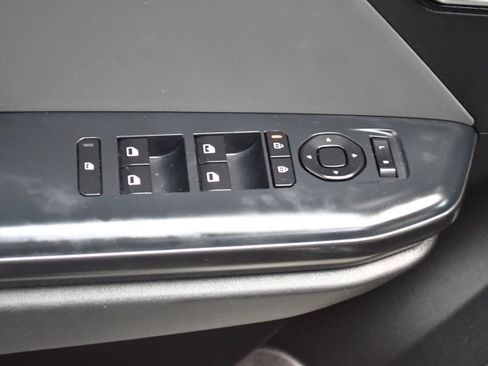 Used 2025 Kia K4 FWD image 15