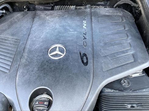 Certified 2023 Mercedes-Benz GLS 450 4MATIC image 33