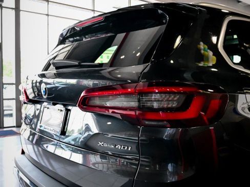 Used 2021 BMW X5 xDrive40i w/ Convenience Package image 11
