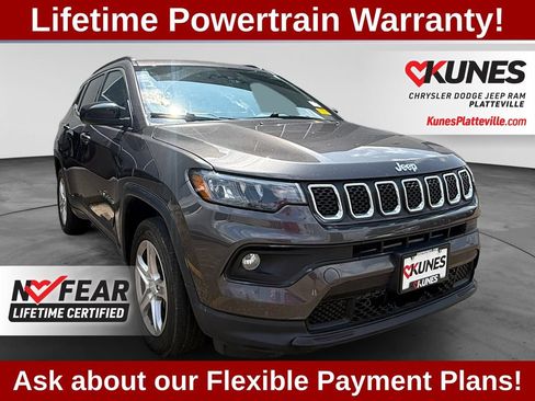 Used 2023 Jeep Compass Latitude AWD/4WD image 1