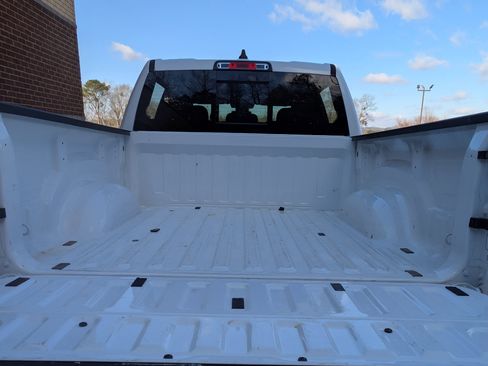 Used 2023 RAM 1500 Big Horn image 18