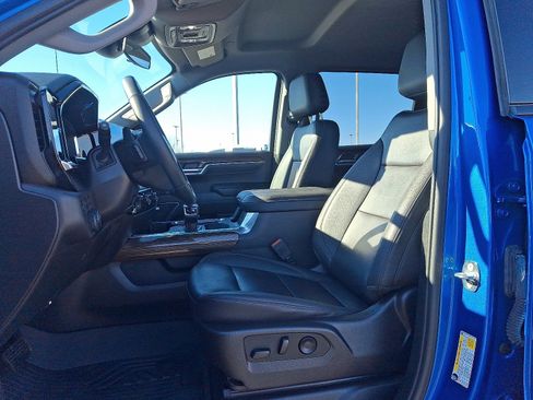 Used 2024 Chevrolet Silverado 1500 LT Trail Boss w/ LT Trail Boss Premium Package image 13