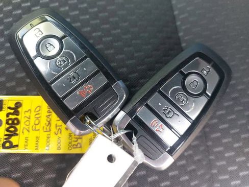 Used 2023 Ford Escape ST-Line w/ Tech Pack #1 AWD/4WD image 34