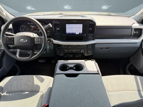 Certified 2025 Ford F250 XLT image 15