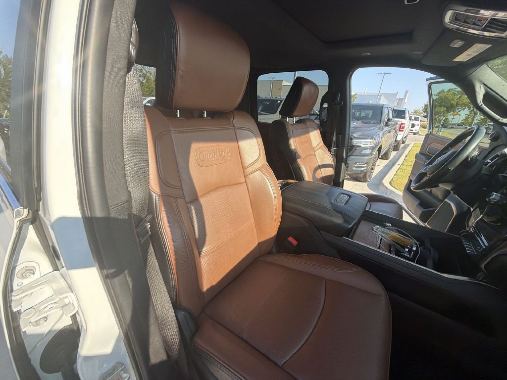 Used 2024 RAM 3500 Limited w/ Towing Technology Group AWD/4WD image 21