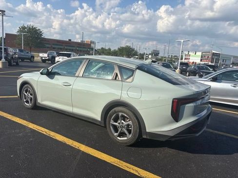 Used 2025 Kia K4 FWD image 4