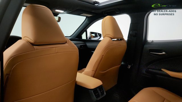 Used 2025 Lexus UX 300h FWD w/ Accessory Package (Z1) image 40