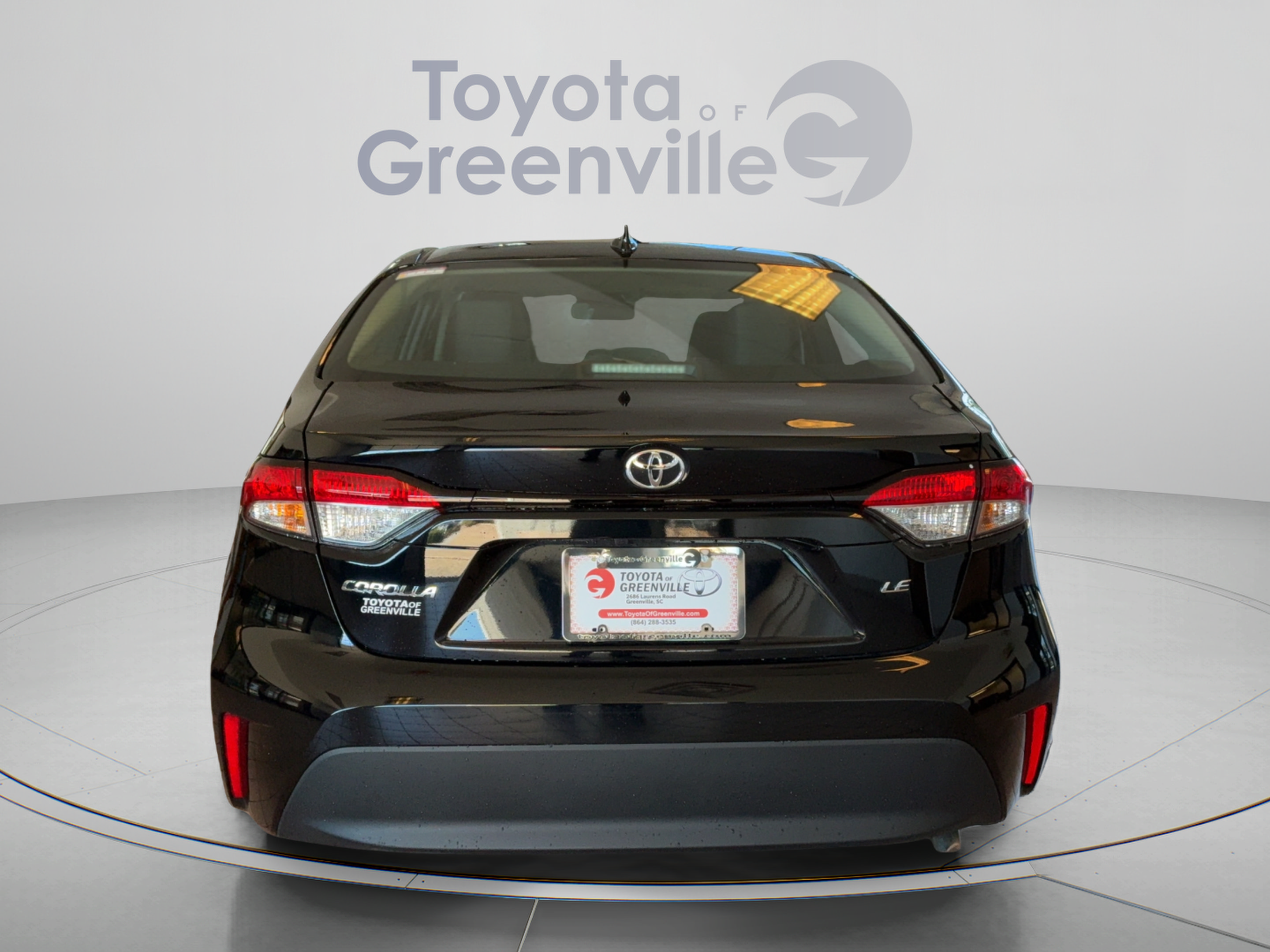 Used 2026 Toyota Corolla LE FWD image 5