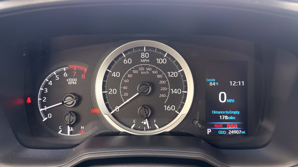 Used 2022 Toyota Corolla LE FWD image 25