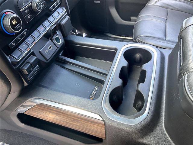 Used 2019 Chevrolet Silverado 1500 High Country RWD image 15