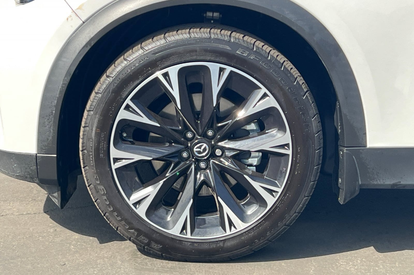 Used 2024 MAZDA CX-90 Plug-In Hybrid w/ Premium Pkg AWD/4WD image 28