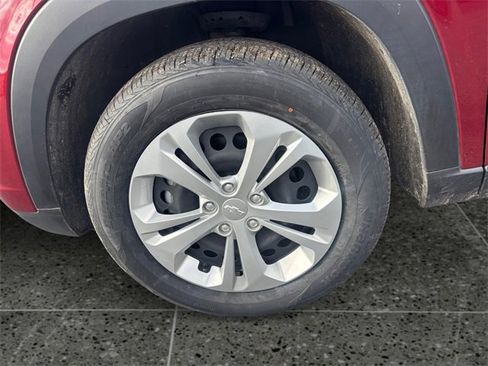 Used 2024 Chevrolet Trax LS image 14