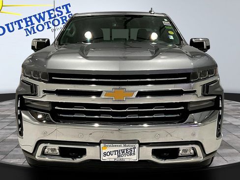 Used 2022 Chevrolet Silverado 1500 LTZ w/ LTZ Premium Package AWD/4WD image 2