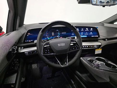 Used 2026 Cadillac Optiq Sport 2 image 17