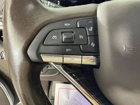 Used 2021 Cadillac Escalade Sport AWD/4WD image 17