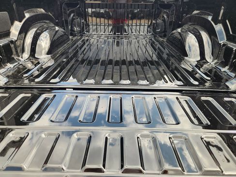 New 2026 RAM 1500 Laramie AWD/4WD image 25