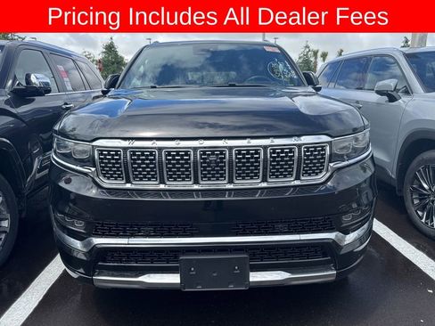 Used 2024 Jeep Grand Wagoneer L 4WD image 2
