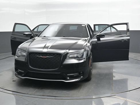 Used 2022 Chrysler 300 S RWD image 47