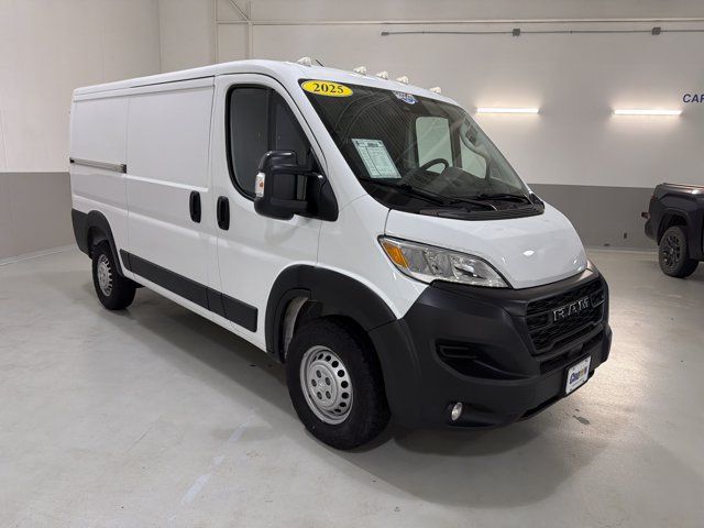 Used 2025 RAM ProMaster 2500 w/ Convenience Group FWD image 4