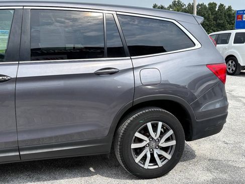 Used 2020 Honda Pilot EX image 9